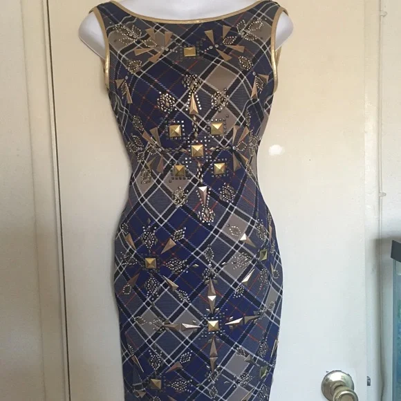 Va Va Voom Blue and Gold Geometric Dress - Picture 6 of 7